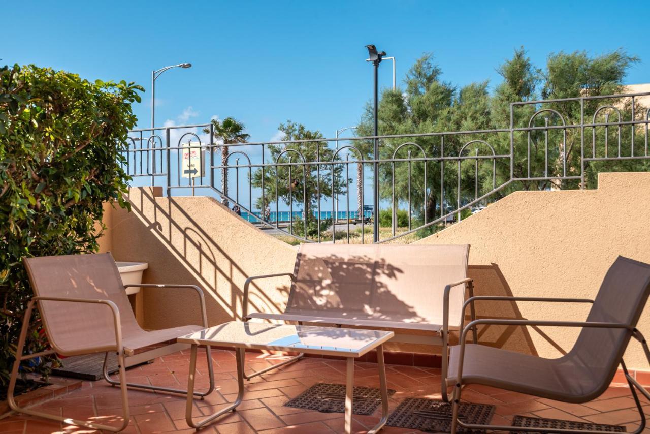 Residence L'Arcipelago Appartamenti Fronte Mare Con Ampio Balcone Capo dʼOrlando Exterior foto