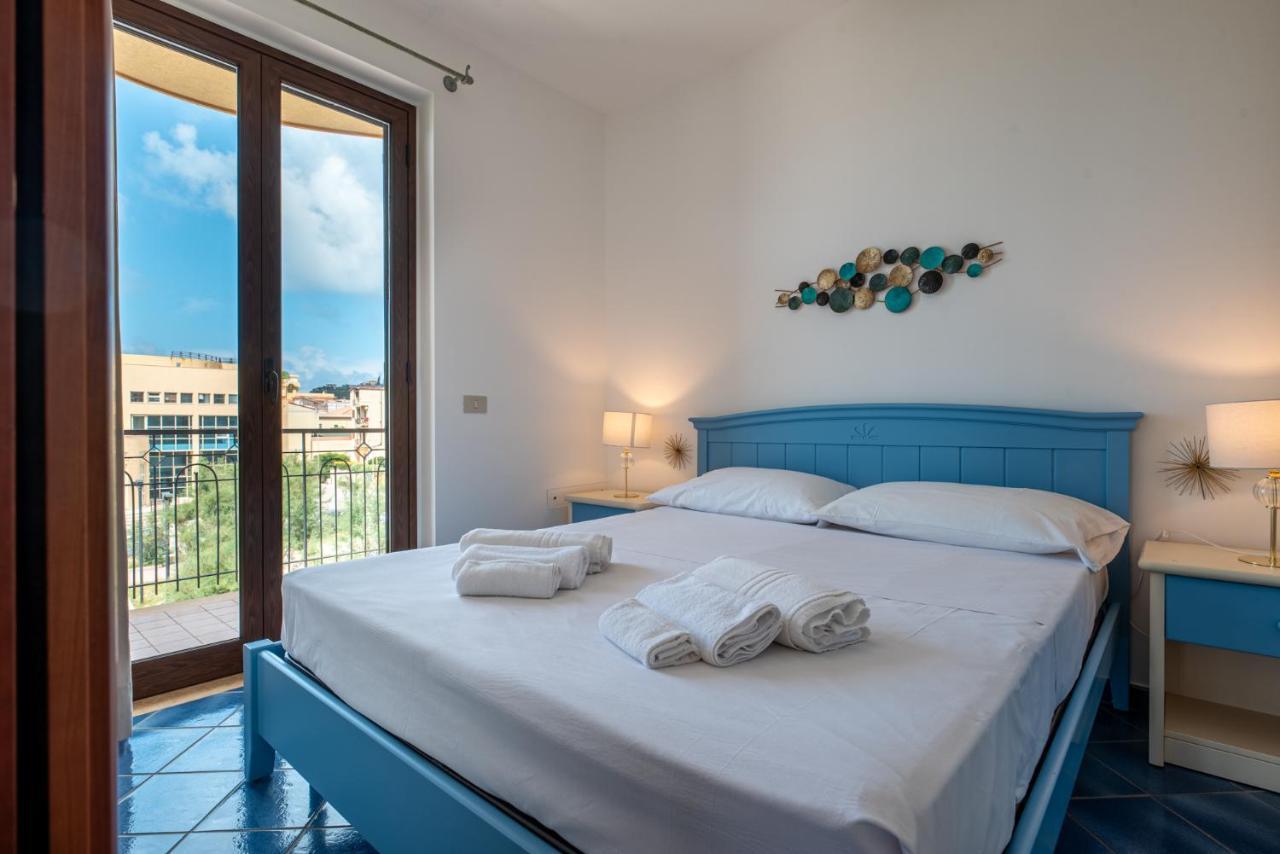 Residence L'Arcipelago Appartamenti Fronte Mare Con Ampio Balcone Capo dʼOrlando Exterior foto