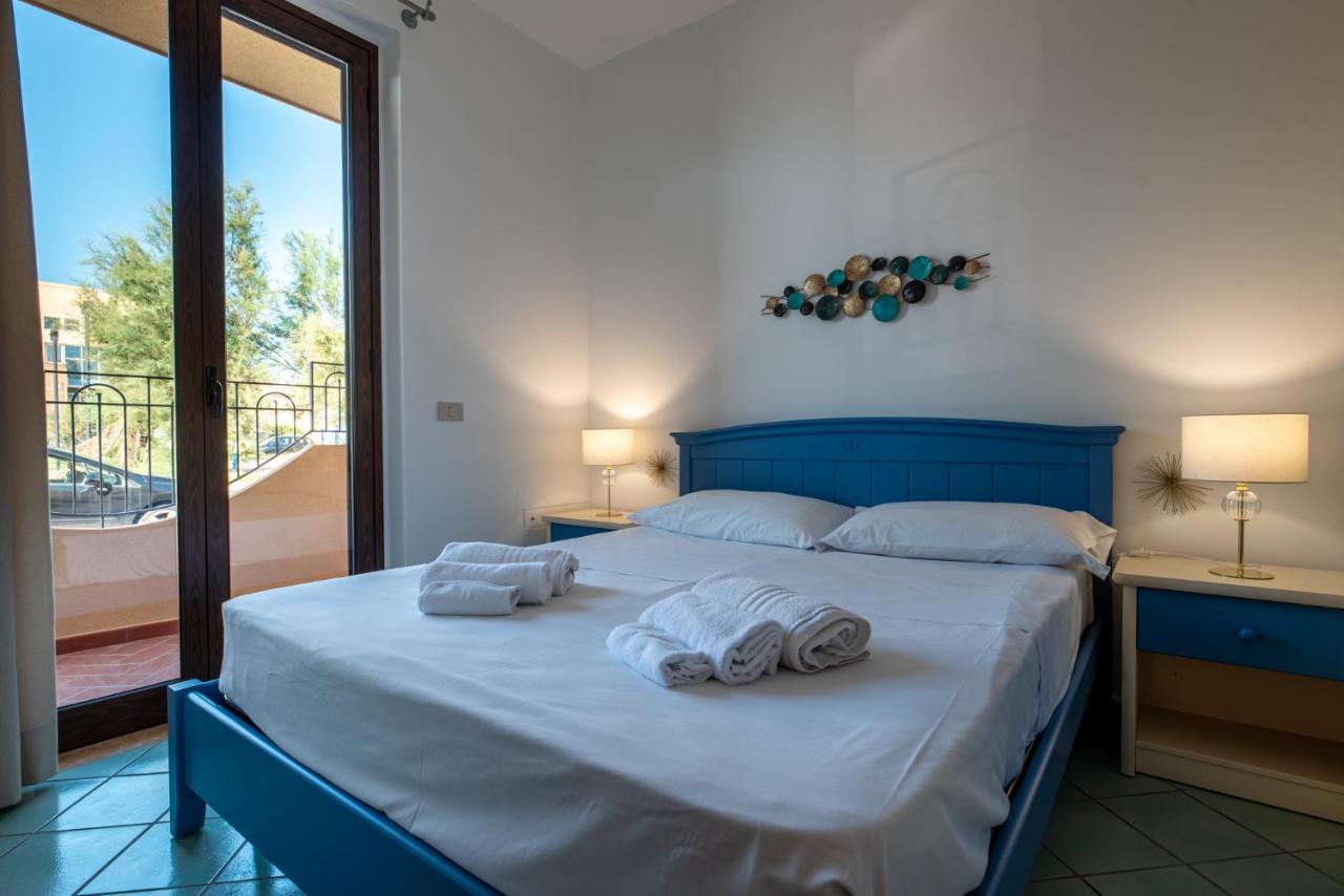 Residence L'Arcipelago Appartamenti Fronte Mare Con Ampio Balcone Capo dʼOrlando Exterior foto